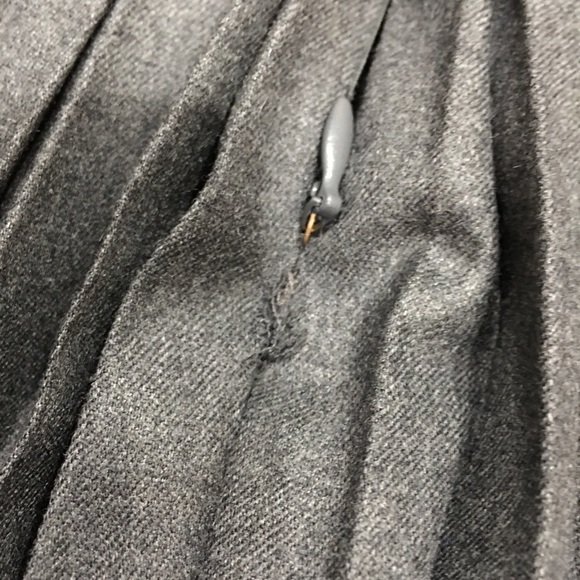 Celine Pleated Knee Length Skirk size 36 - Picture 8 of 8